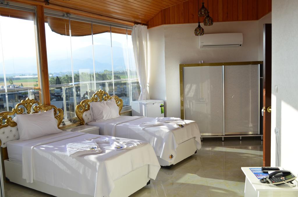 Alev Palace Otel Arsuz Rum bild